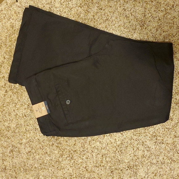 American Eagle Outfitters Pants - NWT American Eagle Outfitters Artist Black Pants Size 18 with stretch